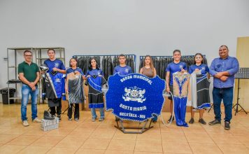 Prefeitura de Selvíria entrega novos uniformes para a Banda Marcial Santa Maria